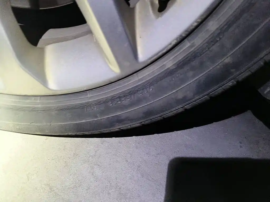 Photo 7 - Geely Emgrand GL
