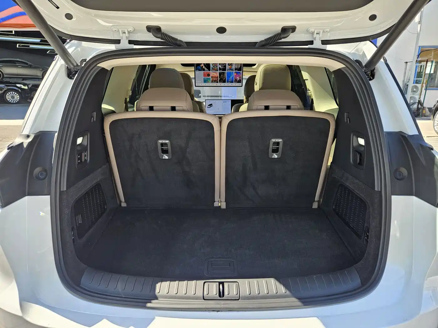 Li Auto Li i8 2026 2025 Standard Edition