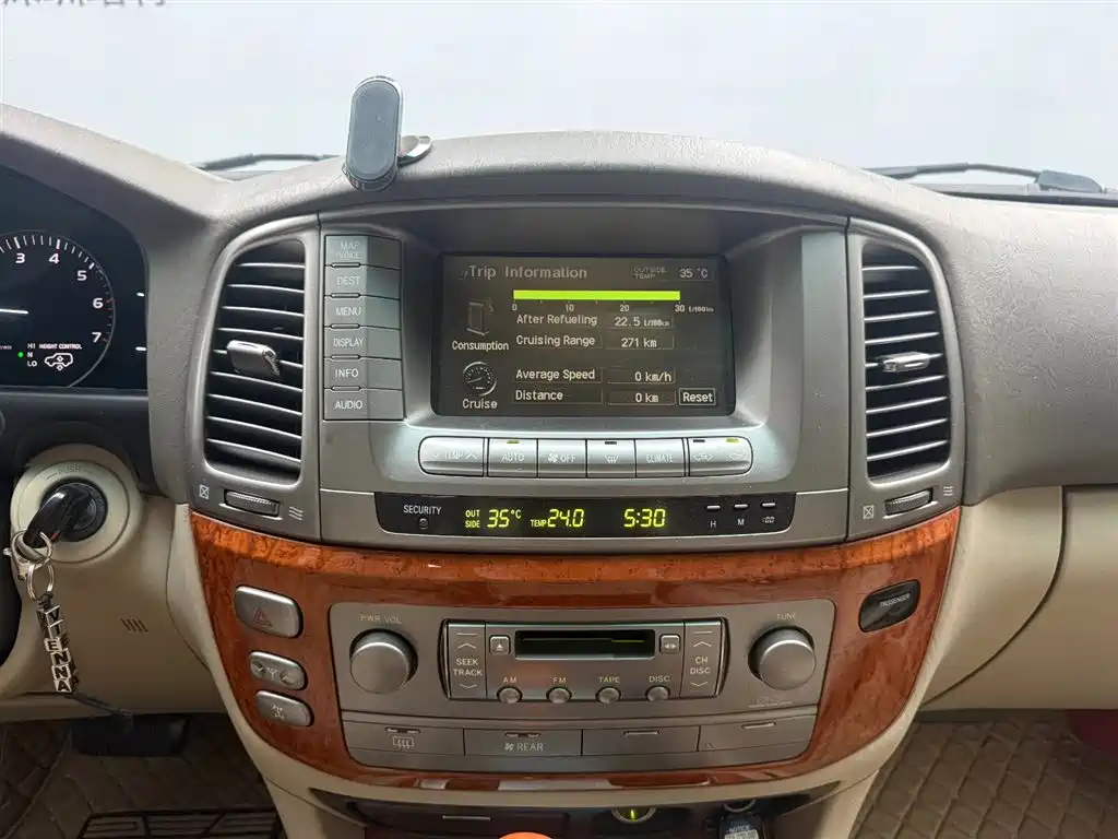 Lexus LX 2006 2005 470