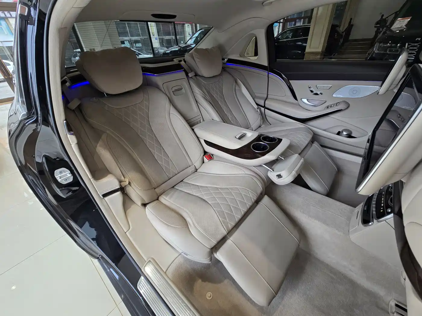 Mercedes-Benz Maybach S-Class 2017 S 400 4MATIC фото 16