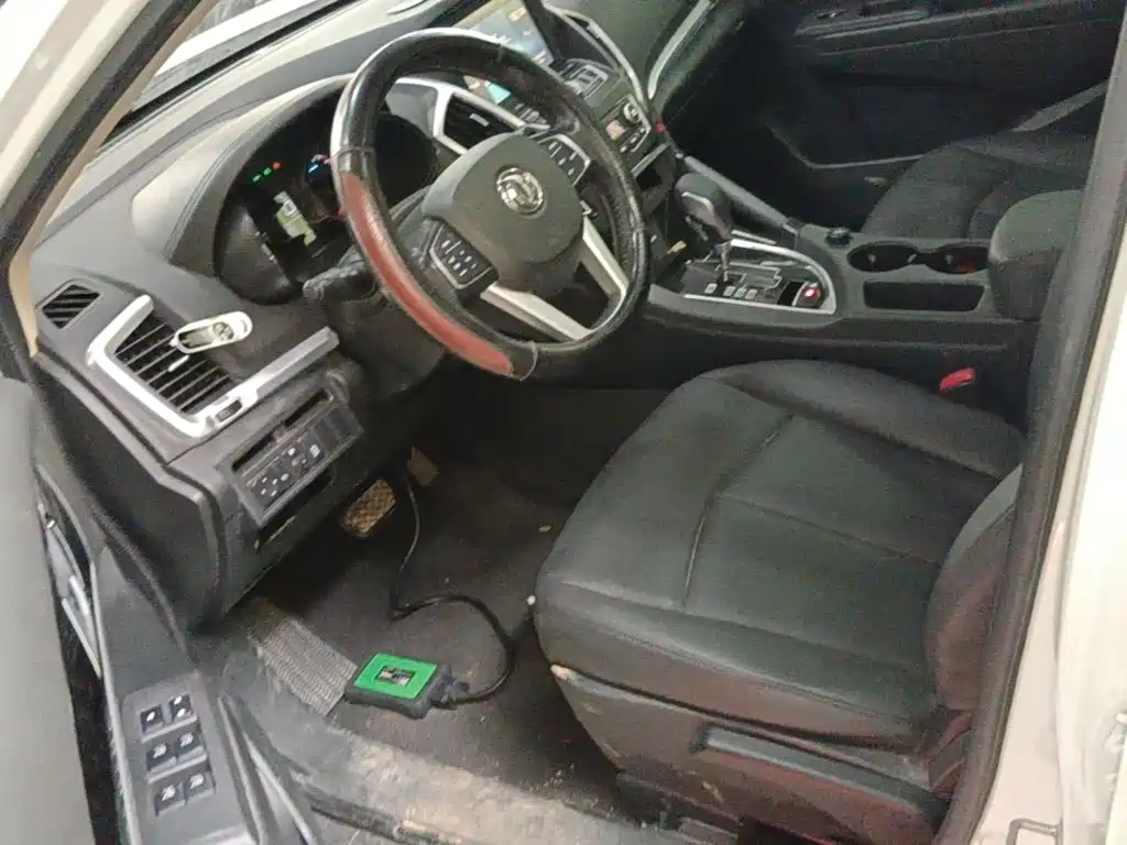 Dongfeng Aeolus Dongfeng Fengshen AX7 2016 2015 2.0L Automatic Smart Ease