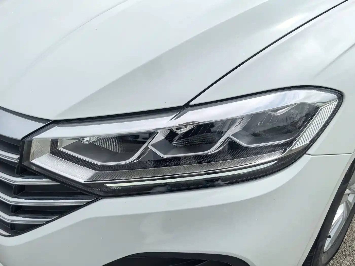 Volkswagen Lavida 2023 Facelift 1.5L Auto Full Comfort Edition фото 12