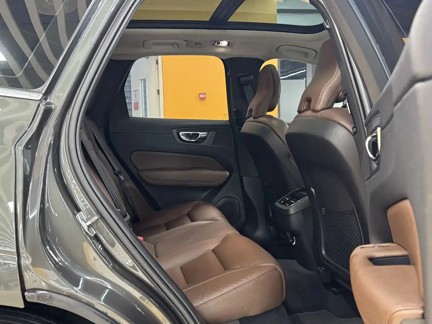 Photo 11 - Volvo XC60