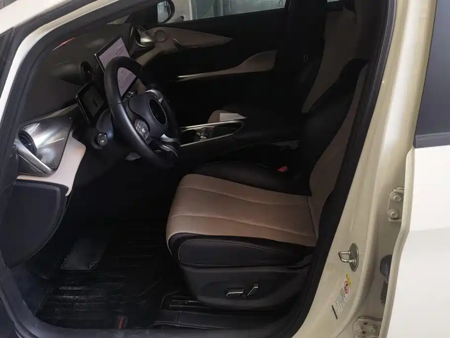 Фото 9 - BYD Dolphin