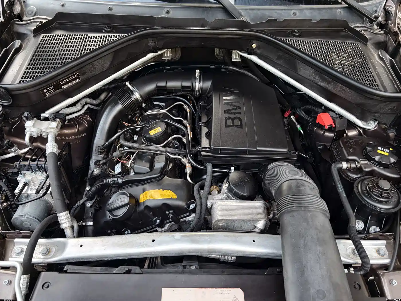 Photo 19 - BMW X5 (Import)