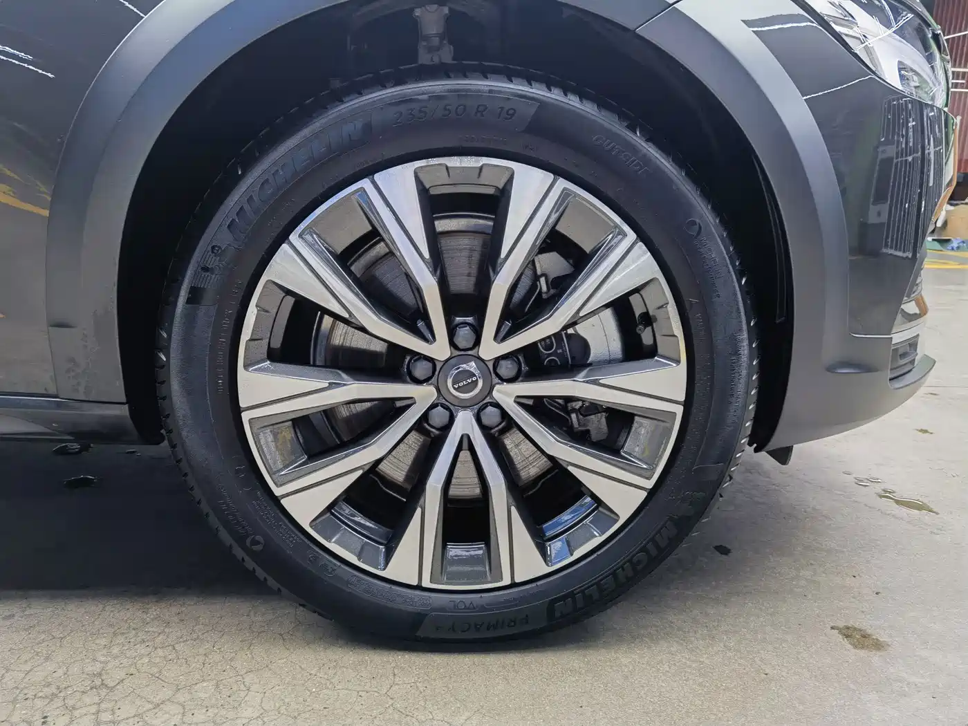 Volvo V90 2025 2024 Cross Country B5 AWD Wisdom Edition