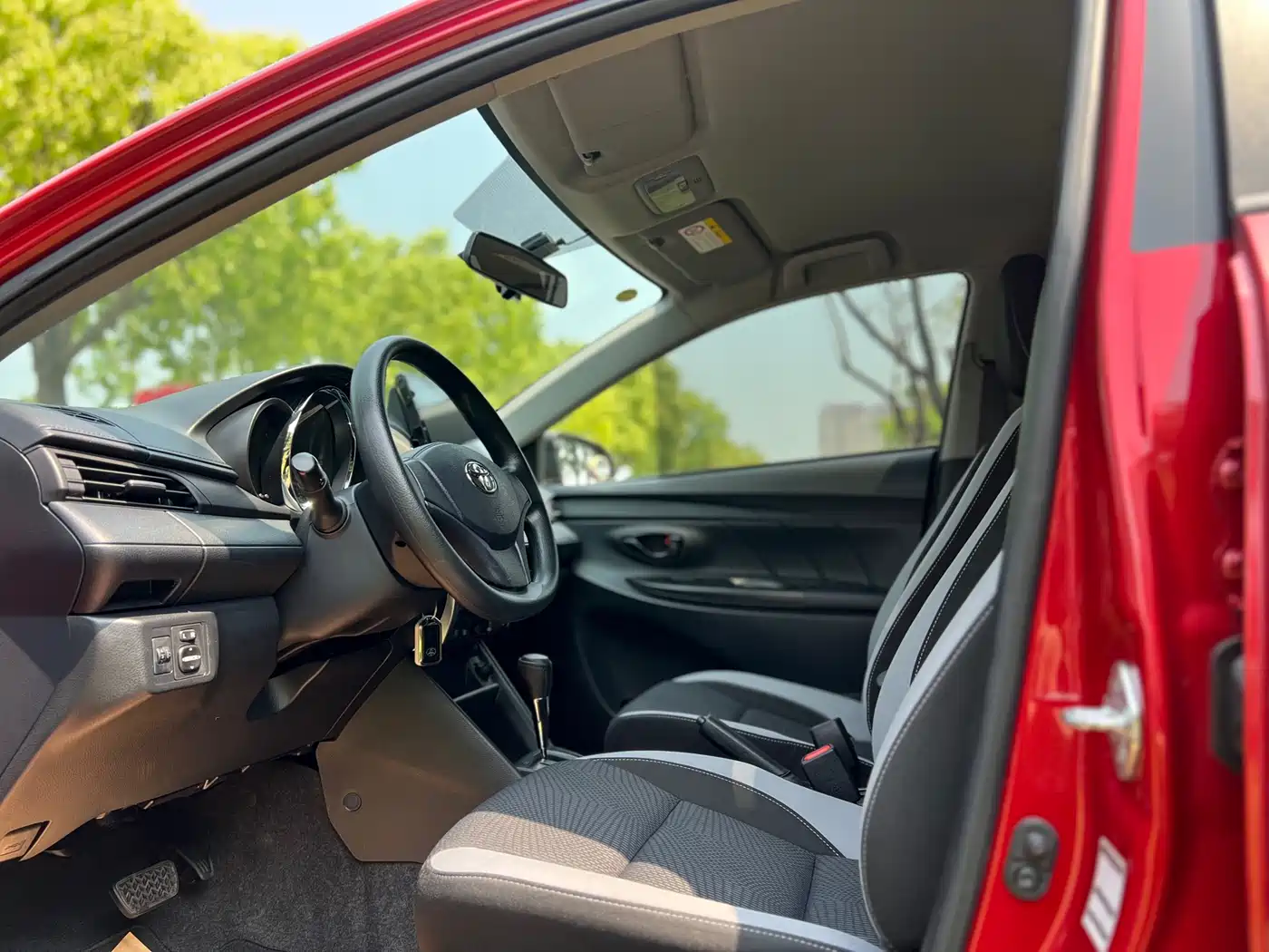 Toyota YARiS L Zhi Xuan 2021 1.5L CVT Leading Edition фото 4