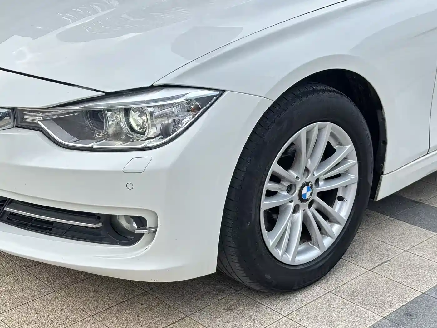 BMW 3 Series 2013 320Li Style Design Package фото 9
