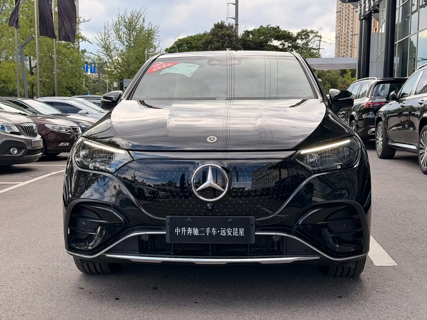 Mercedes-Benz EQE SUV 2024 500 4MATIC Luxury Edition фото 3