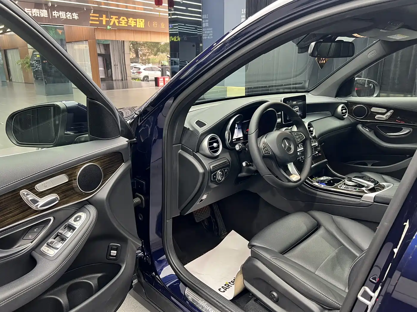 Mercedes-Benz GLC 2018 Facelift GLC 260 4MATIC Dynamic фото 7