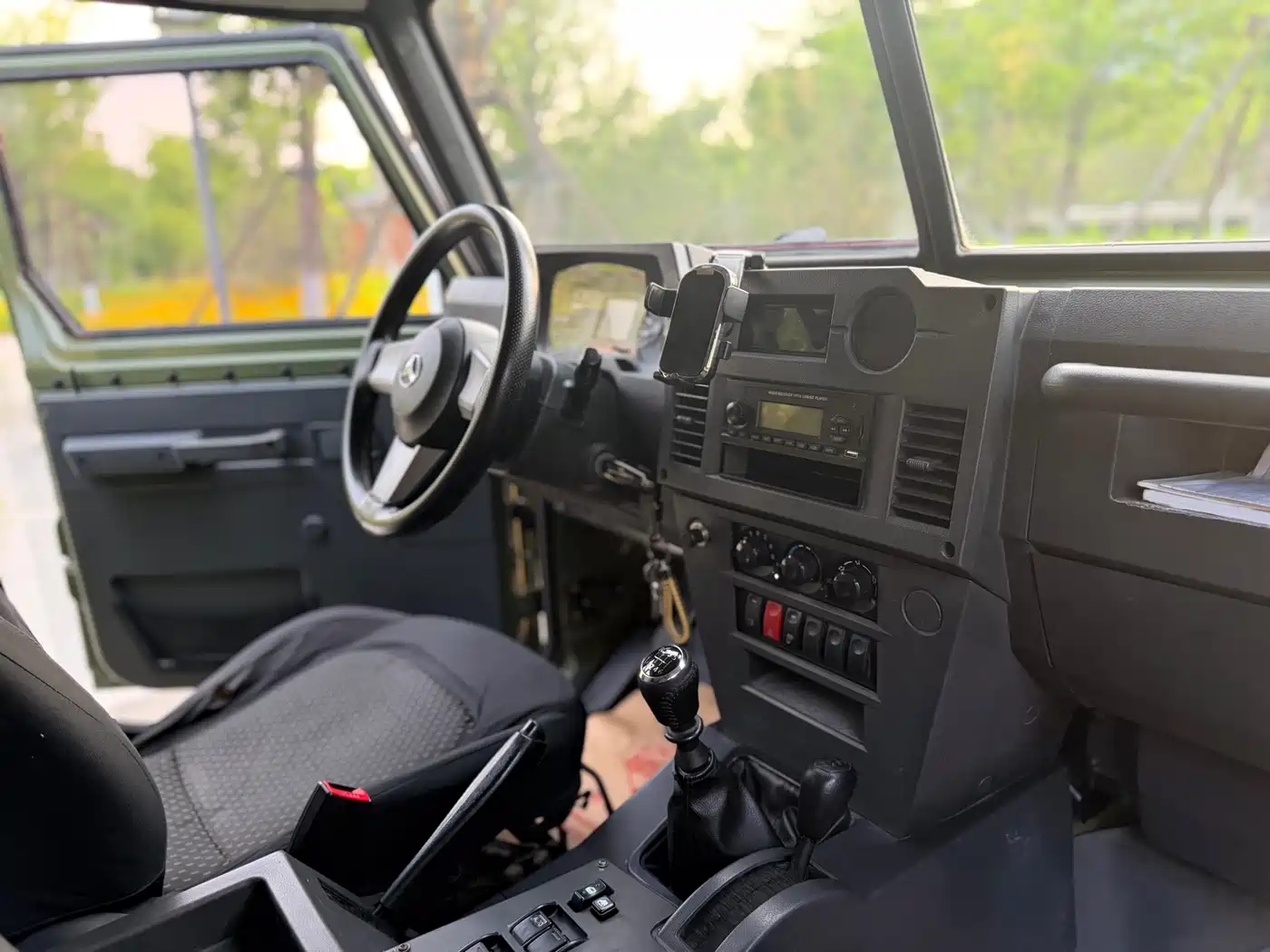BAW (Beijing Automobile Works) Warrior 2021 2.4T 5-Door 4WD Gasoline Version (China VI) фото 4