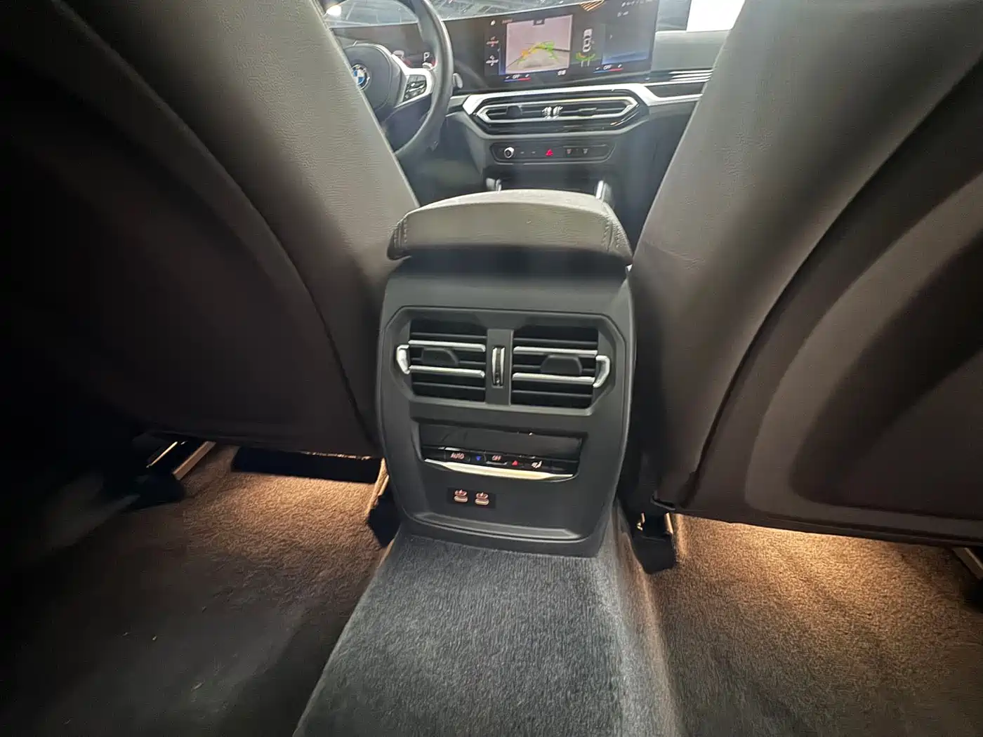 BMW 3 Series 2023 320Li M Sport Package фото 25