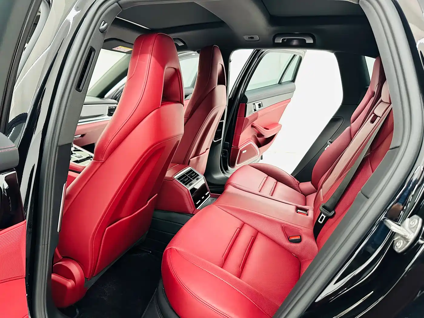 Porsche Panamera 2021 Panamera 4 Sport Turismo 2.9T фото 10