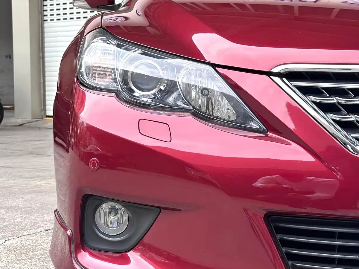 Toyota Reiz 2012 2.5V Grace Elite Styling Edition фото 4