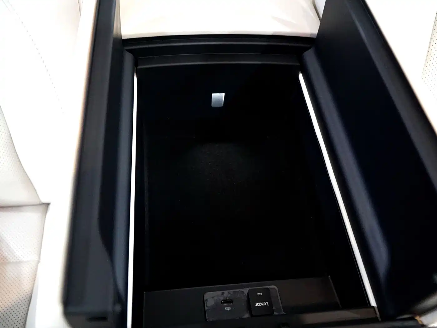 Li Auto MEGA 2025 2025 Model Home Family Special Edition