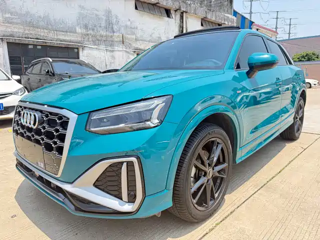 AUDI Q2L 2023