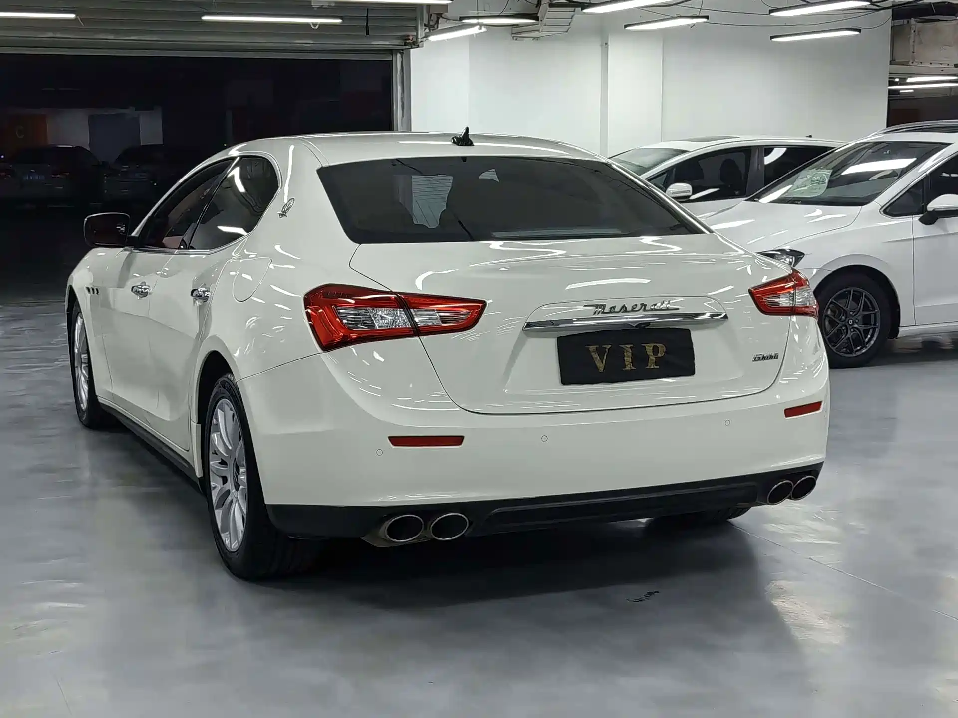 Photo 15 - Maserati Ghibli