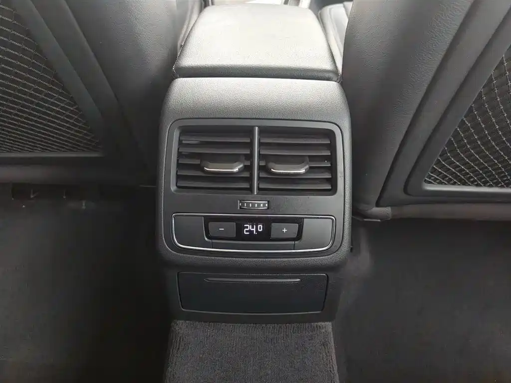 Audi A4L 2019 40 TFSI Fashion (China VI) фото 12