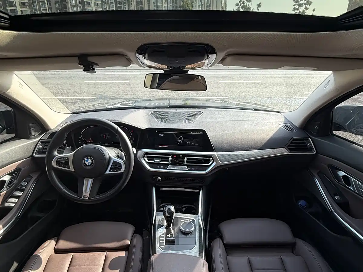 BMW 3 Series 2022 325Li M Sport Shadow Edition фото 14