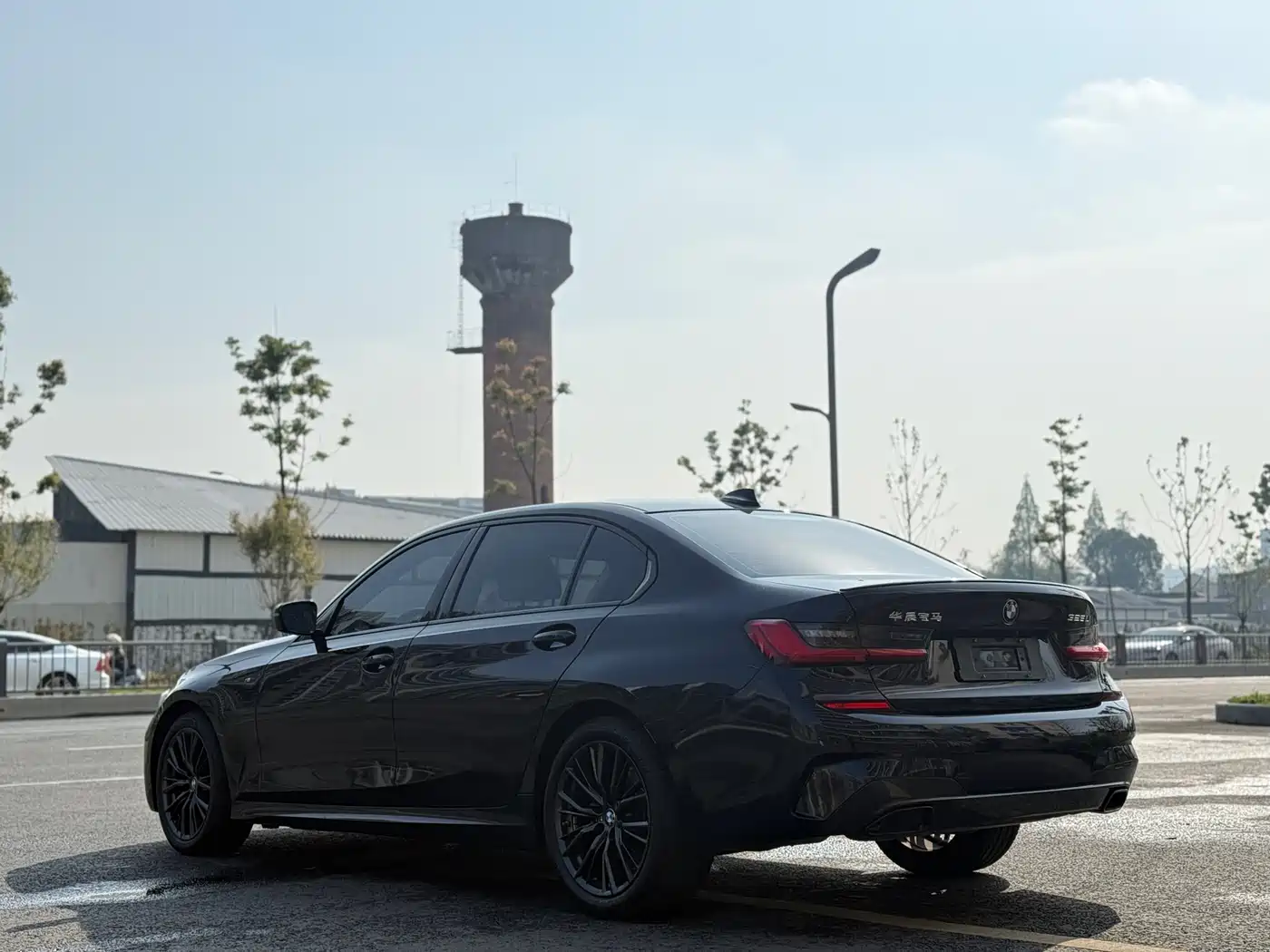 BMW 3 Series 2022 325Li M Sport Shadow Edition фото 5