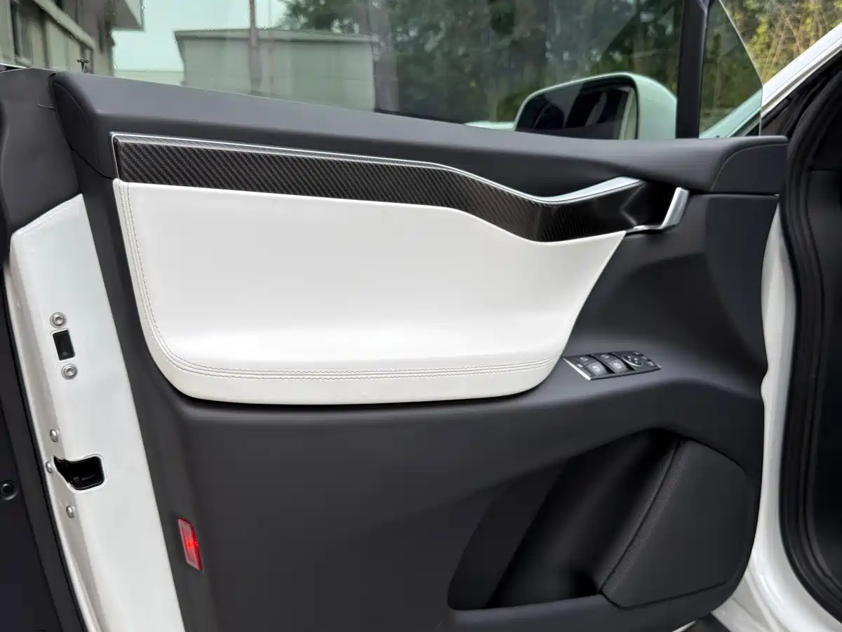 Tesla Model X 2016 2016 Model X 90D