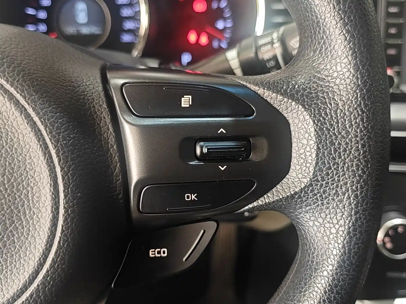 Kia K5 2015 2.0L Automatic GL фото 14