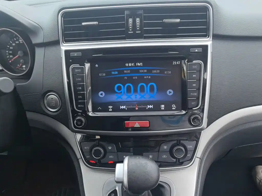 Haval M6 2018 2018 Facelift 1.5T DCT 2WD Elite Edition