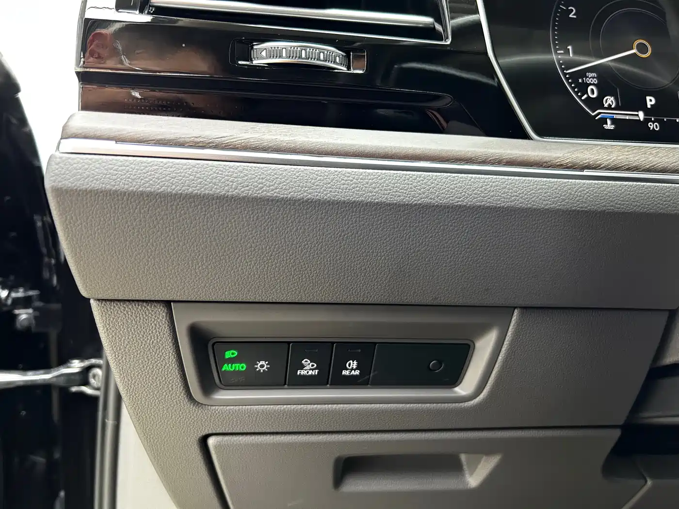 Volkswagen Touareg 2020 3.0TSI Enjoyment Edition China VI фото 8