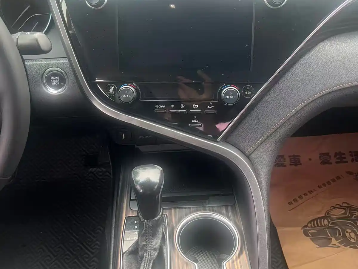 Toyota Camry 2019 2.0G Luxury (China V) фото 8