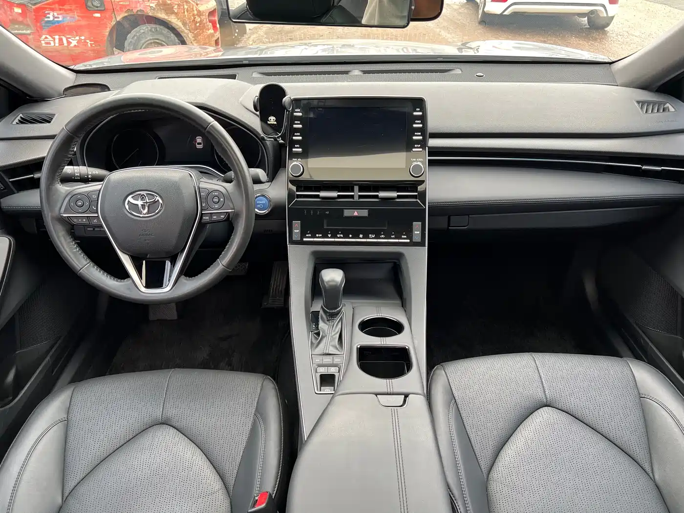 Toyota Avalon 2019 Hybrid 2.5L Luxury Edition China V фото 21