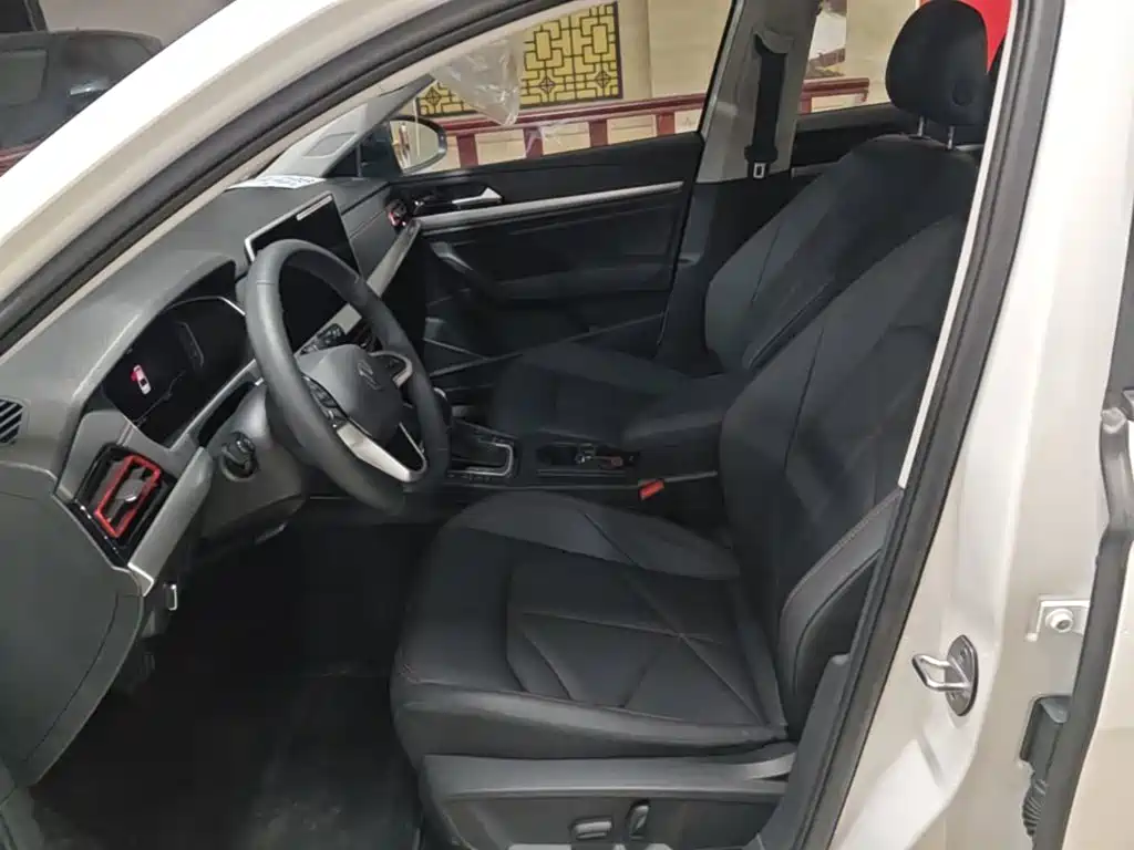 Photo 15 - Volkswagen Lavida