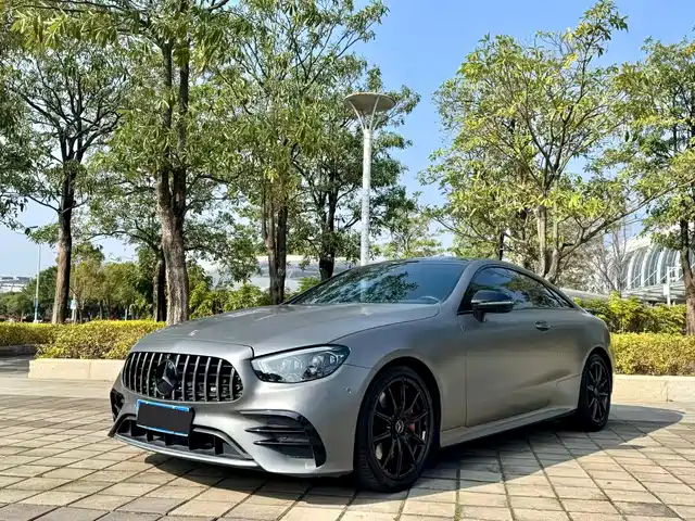 MERCEDES-BENZ E CLASS