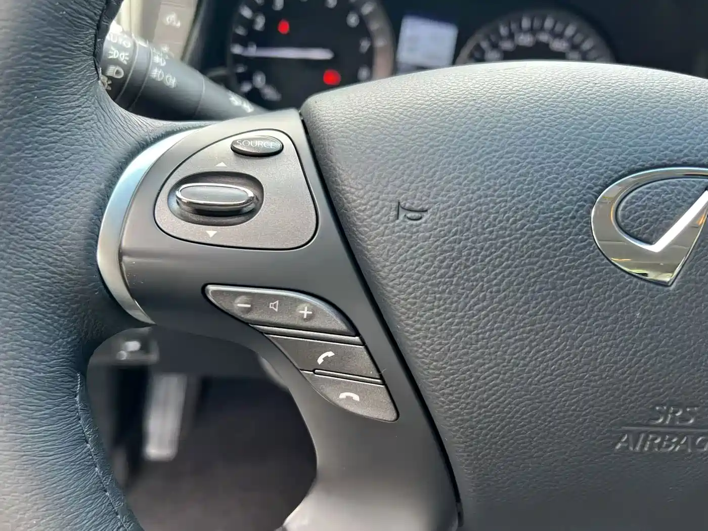 Infiniti Q70 2016 2015 Q70L 2.5L Elite