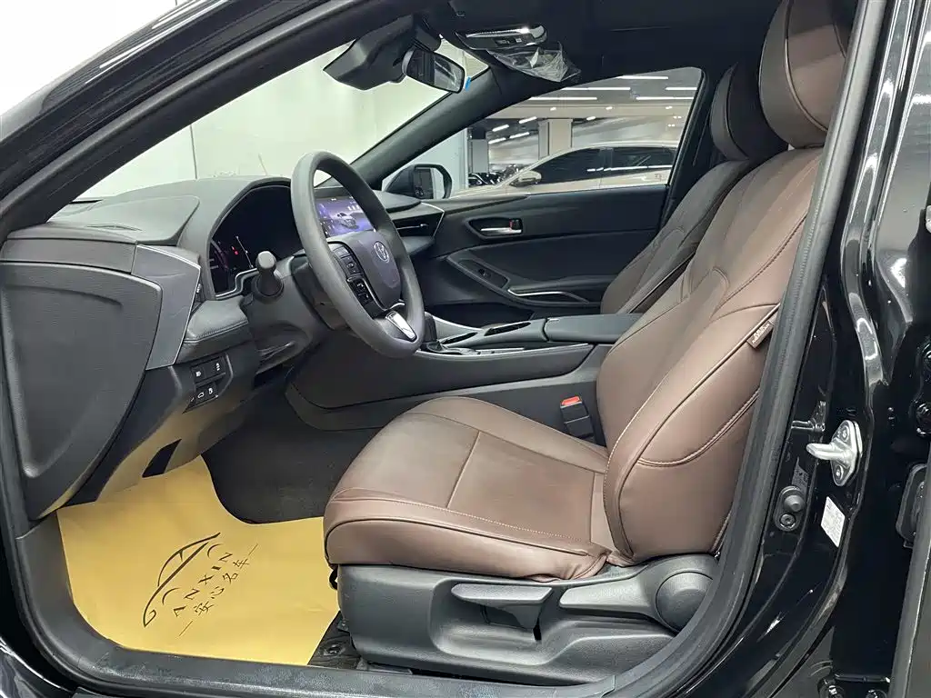 Toyota Avalon 2023 2.0L Aspiration Edition фото 6
