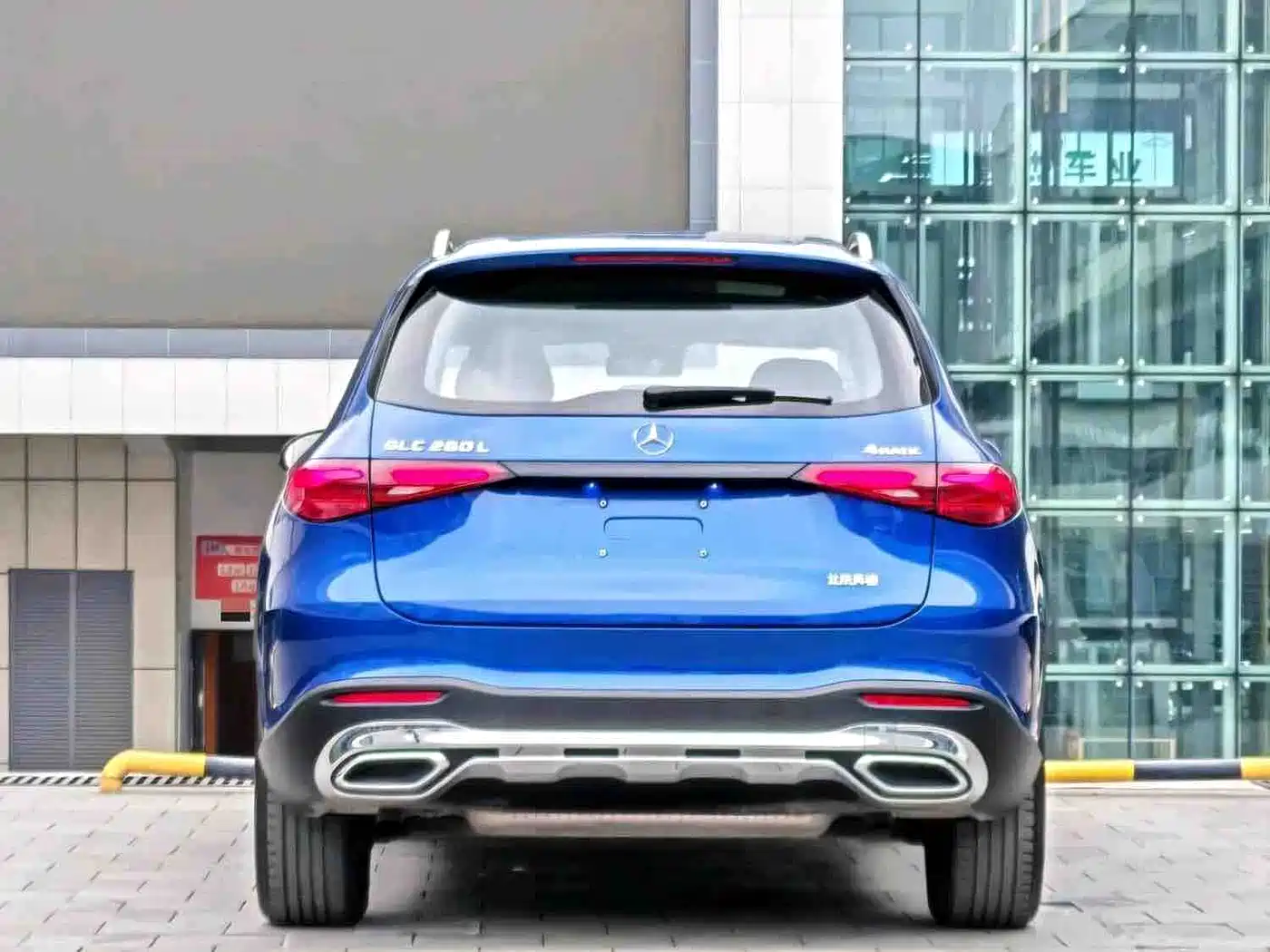 Mercedes-Benz GLC 2025 2024 GLC 300 L 4MATIC Dynamic 5-seater
