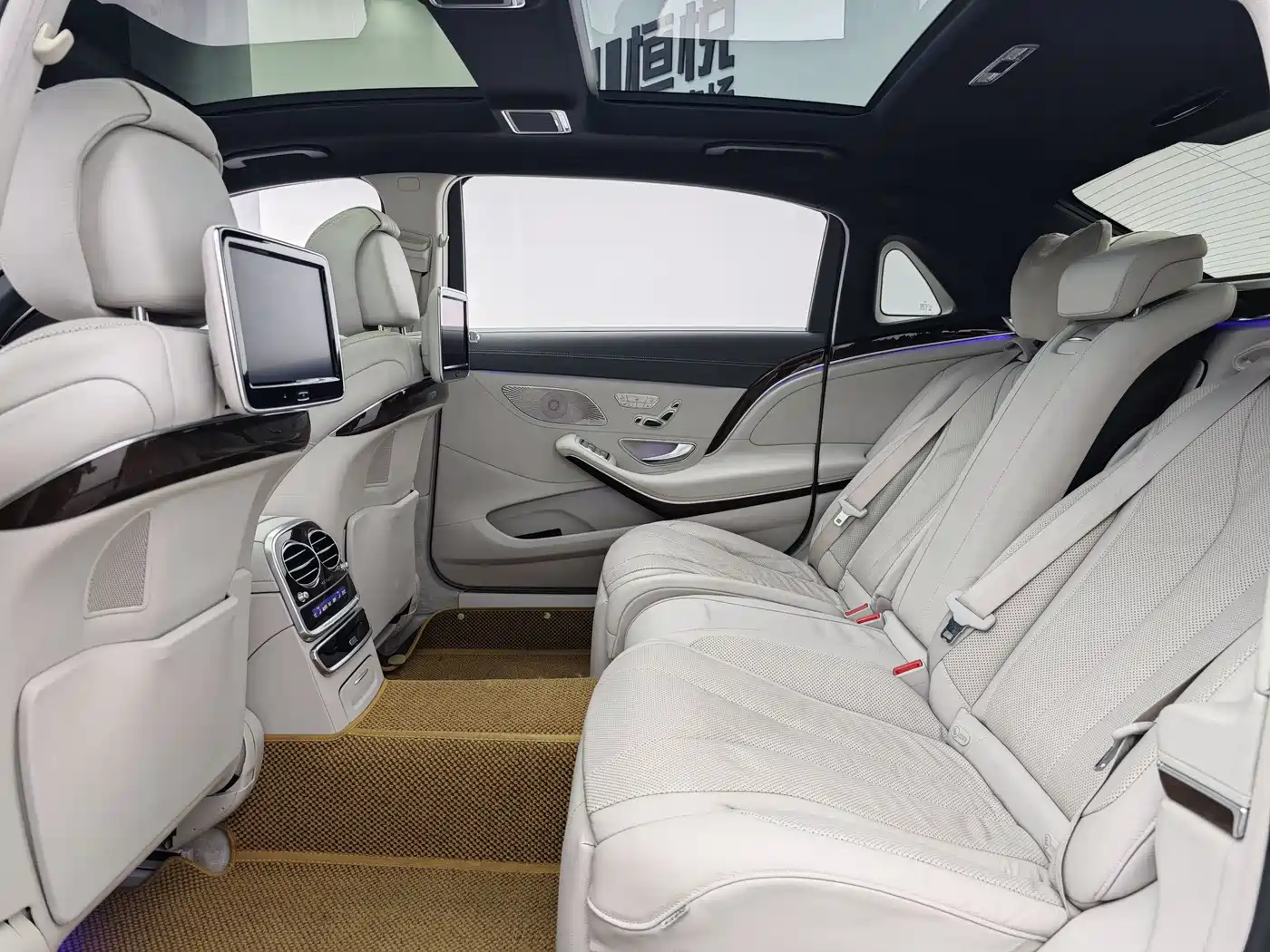 Mercedes-Benz Maybach S-Class 2016 2015 S 400 4MATIC