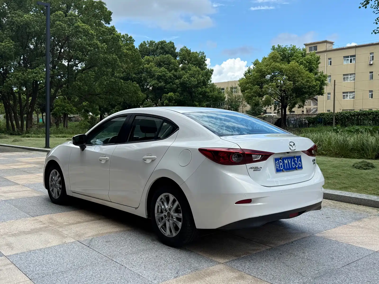 صورة 10 - Mazda Mazda 3