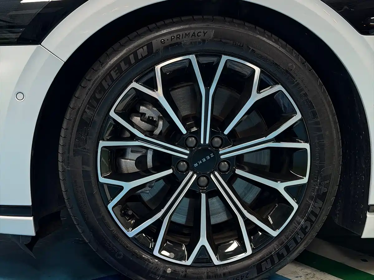 Zeekr 007GT 2025 AWD Smart Drive 75kWh фото 6