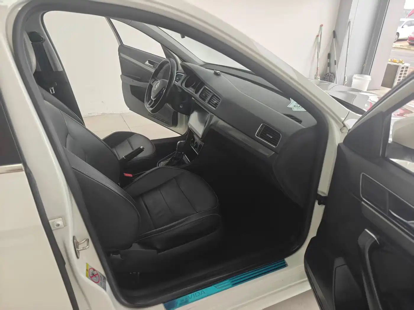 Фото 9 - Volkswagen Lavida
