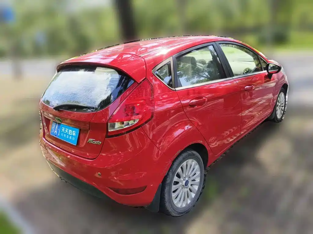Ford Fiesta 2013 2011 Hatchback 1.5L Automatic Fashion