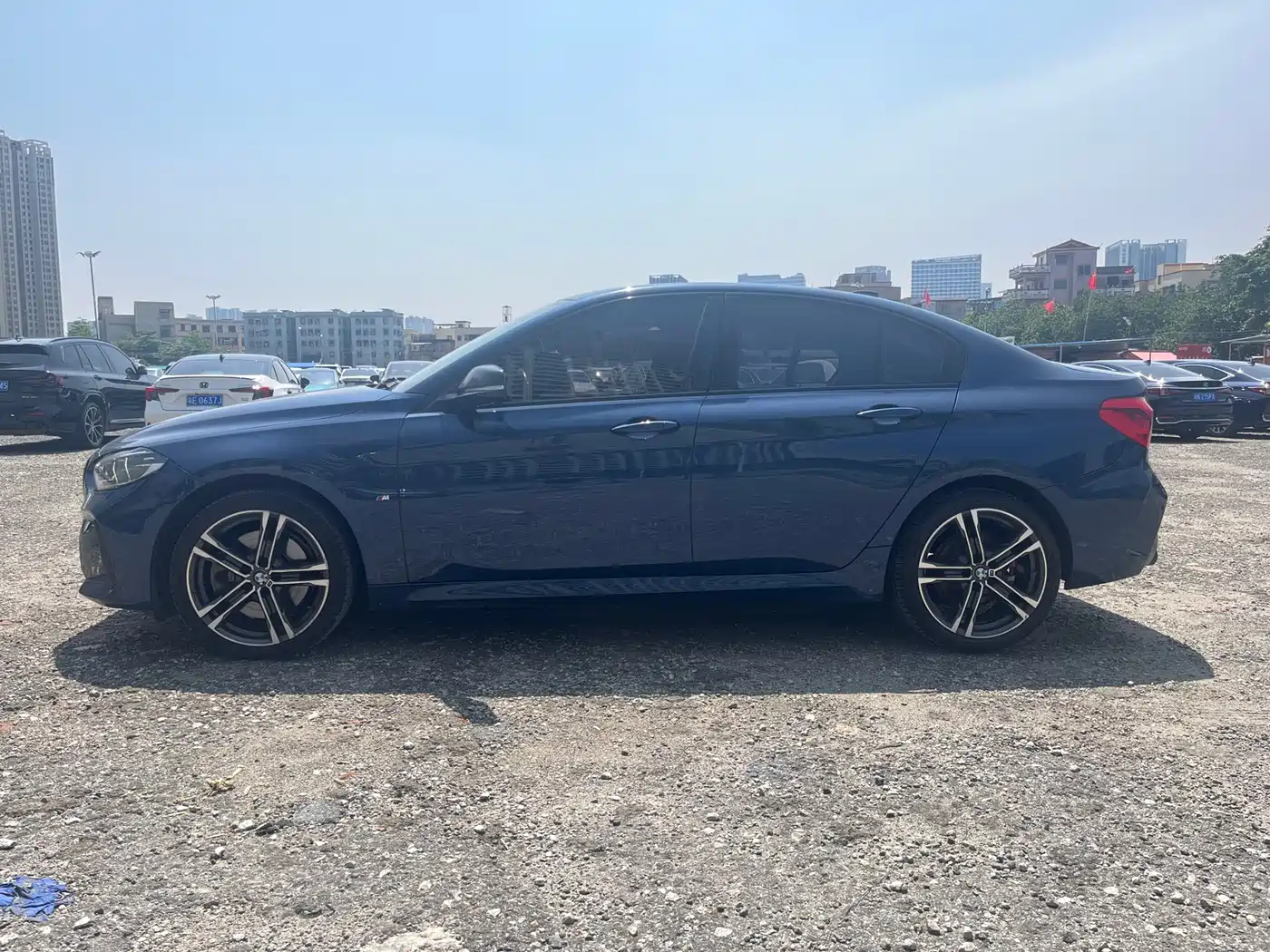 BMW 1 Series 2021 125i M Sport Black Night Edition фото 4