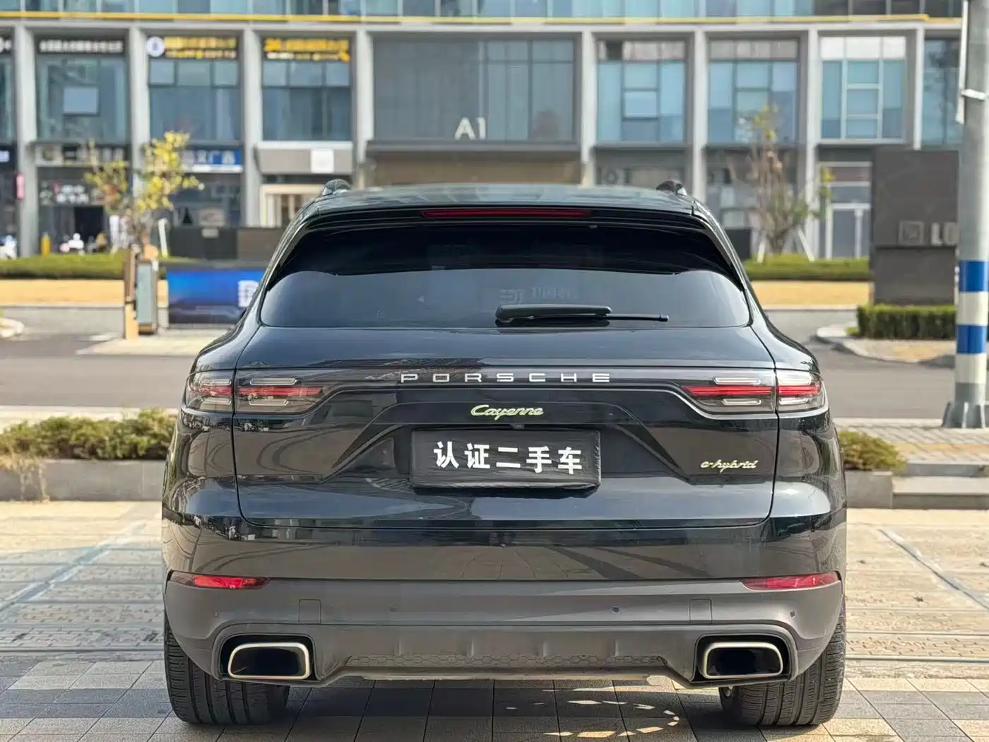 Porsche Cayenne New Energy 2019 Cayenne E-Hybrid 2.0T фото 4
