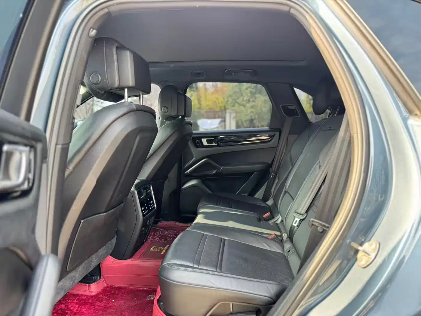 Porsche Cayenne New Energy 2019 Cayenne E-Hybrid 2.0T фото 9
