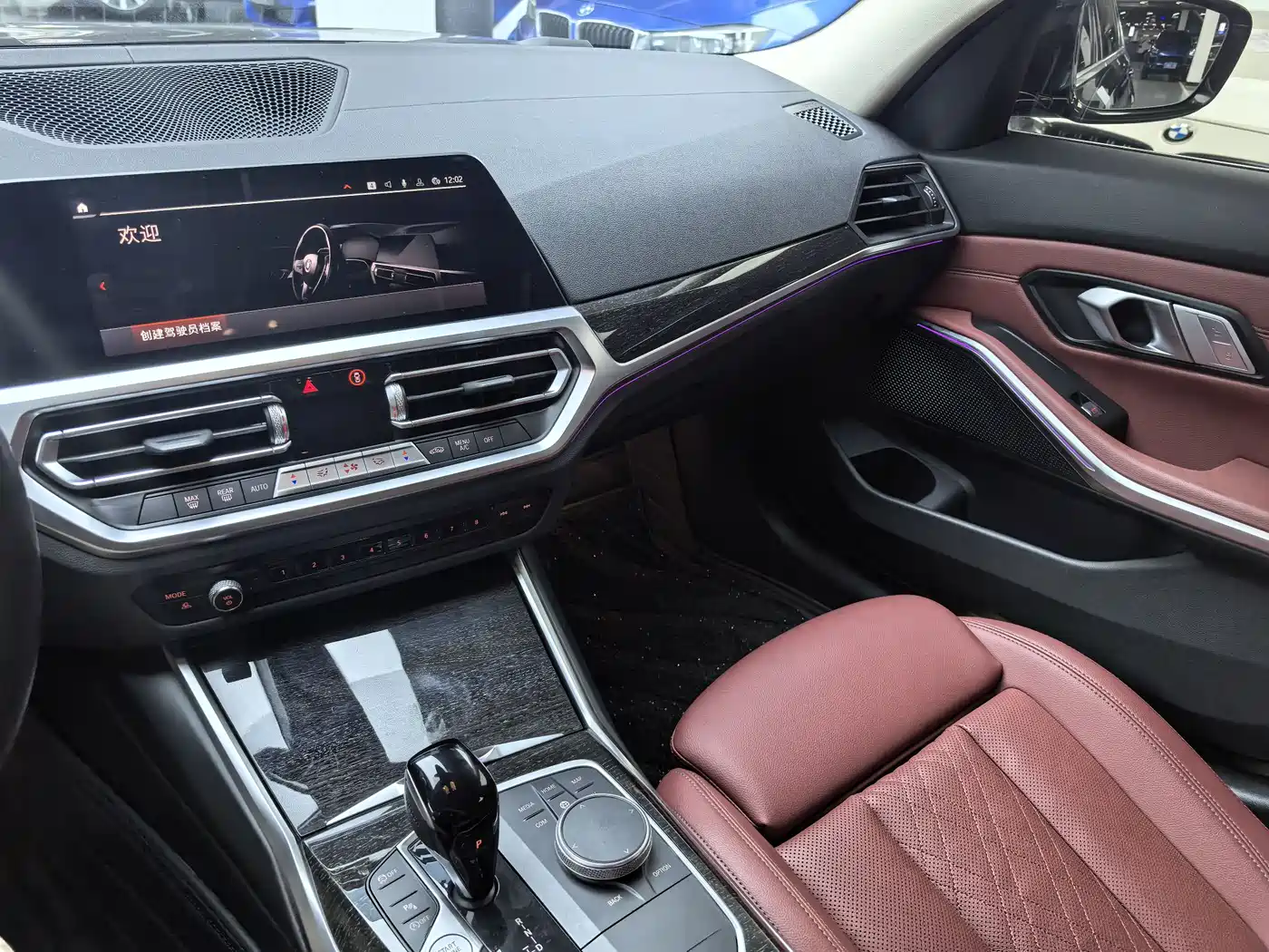 BMW 3 Series 2021 325Li M Sport Package фото 10