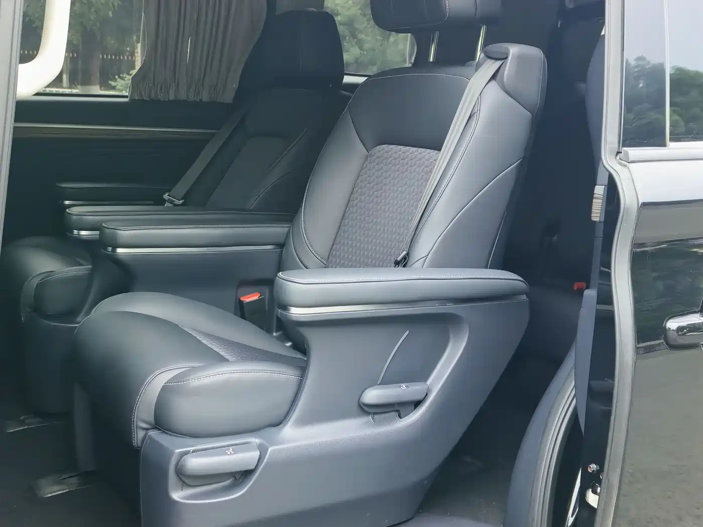 GAC Trumpchi Trumpchi M8 2023 Leading Series 390T Luxury Edition фото 5