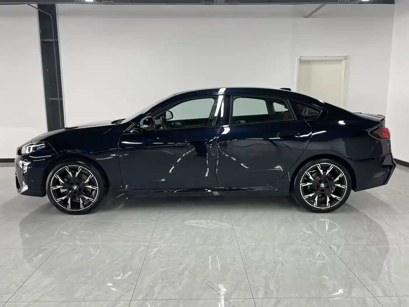 BMW 2 Series 2025 225L M Sport Moonlight Package фото 3