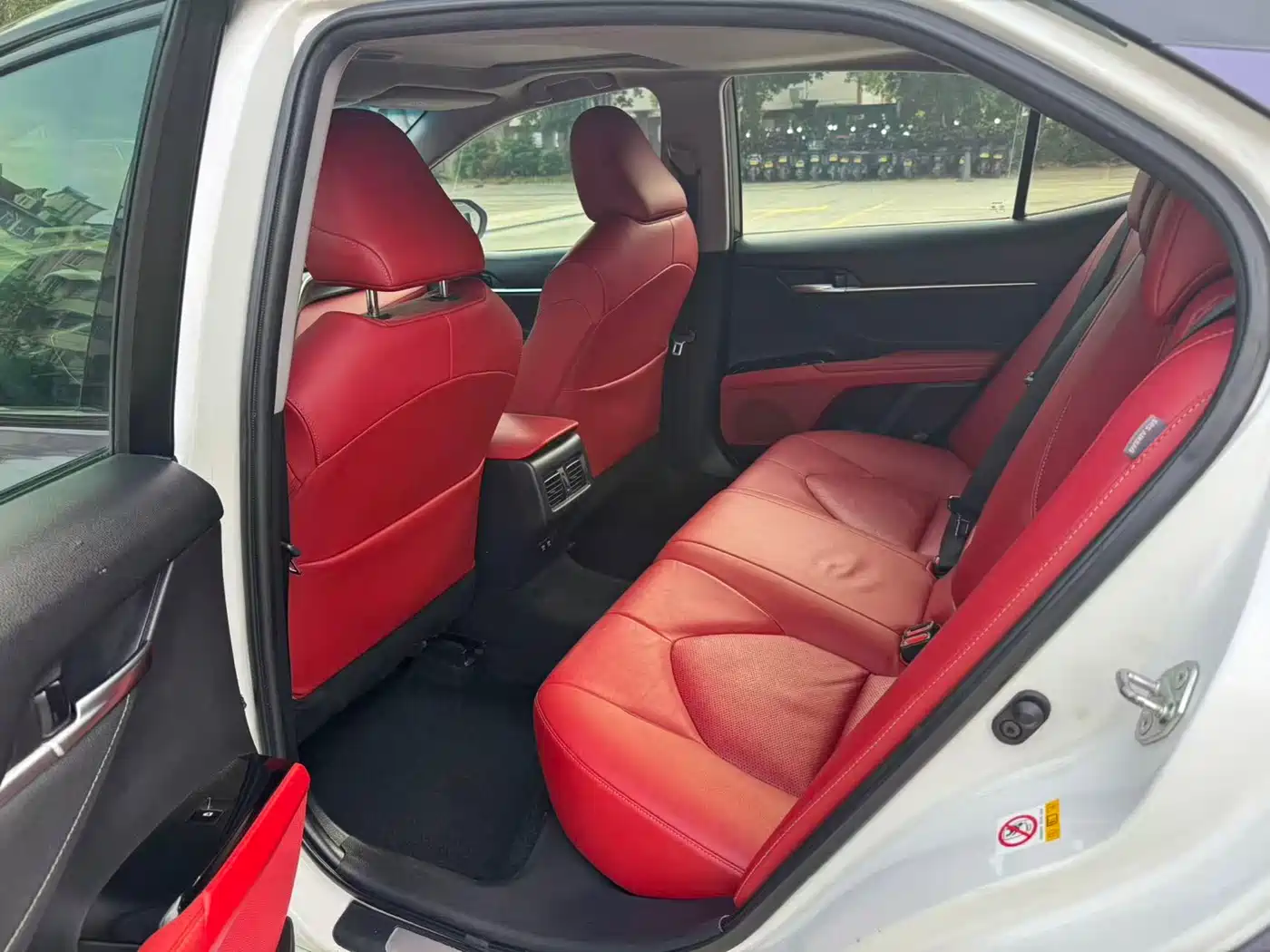 Toyota Camry 2018 2.5S Trend Edition фото 9