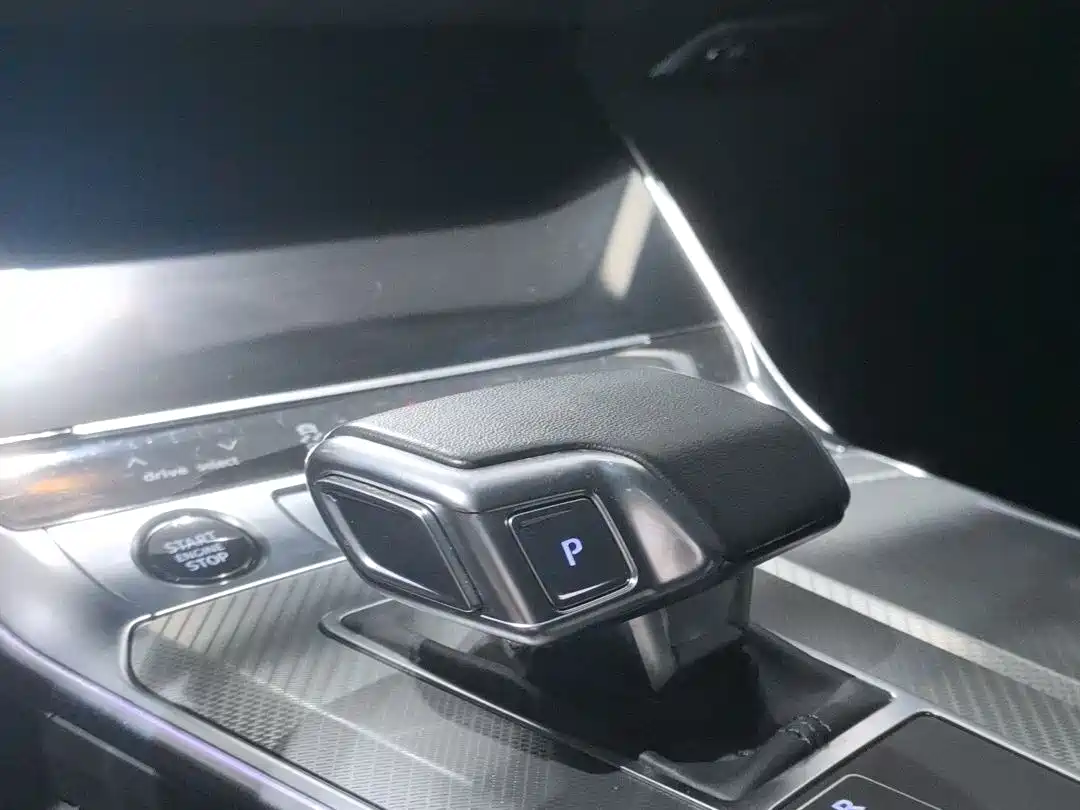 Audi A6L 2023 40 TFSI Luxury Elegance фото 16