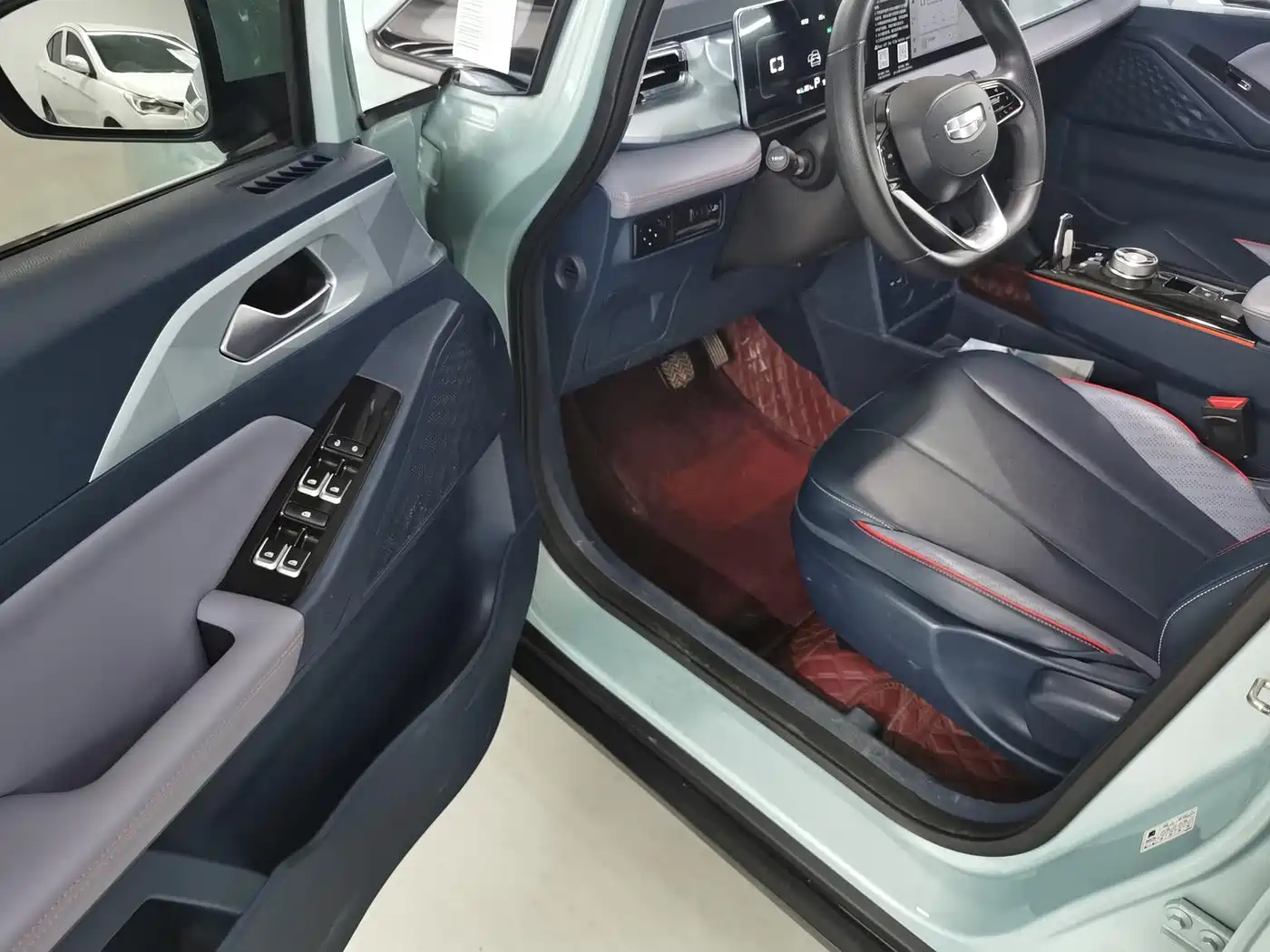 Geely Geometry E Firefly 2022 2023 401KM Thunderbolt Tiger 5-Seater
