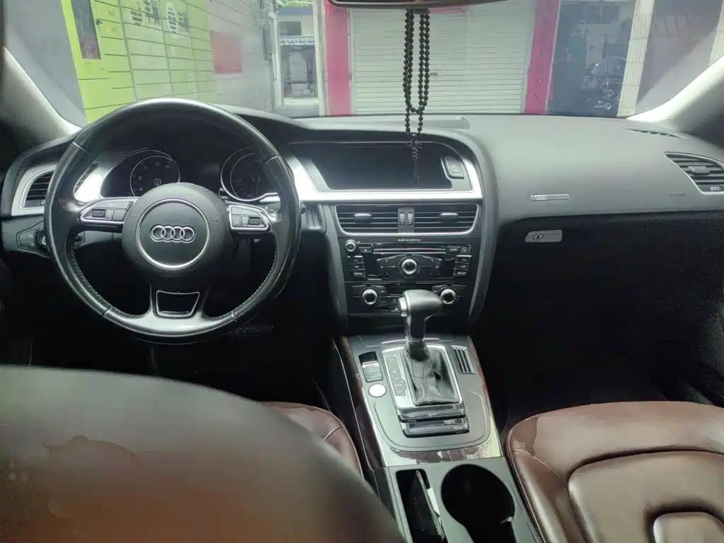 Фото 10 - Audi A5 (Import)